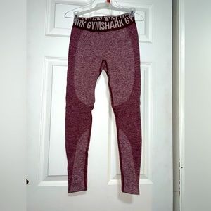 GYMSHARK contour red/burgundy leggings size S NWOT